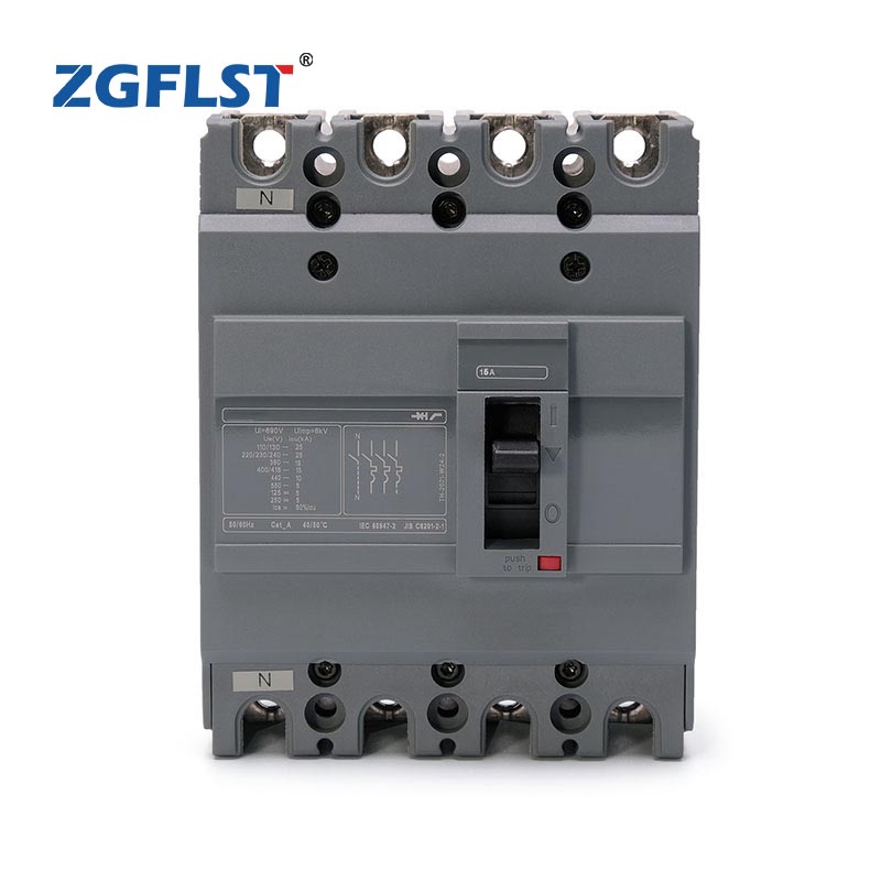 EZC100  4P